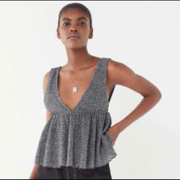 URBAN OUTFITTERS UO white Marin deep V peplum top size XS - Picture 2 of 9